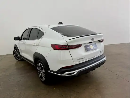FIAT-FASTBACK-2023