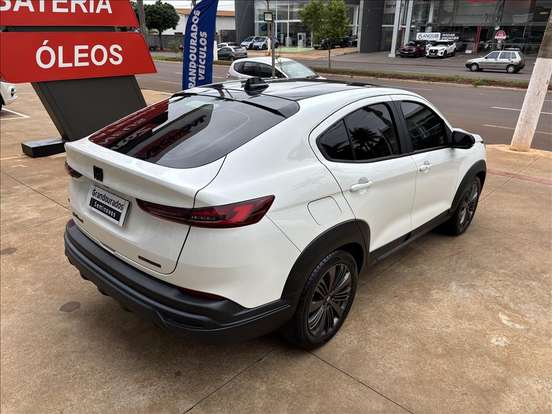 FIAT-FASTBACK-2024