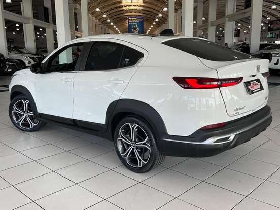 FIAT-FASTBACK-2023