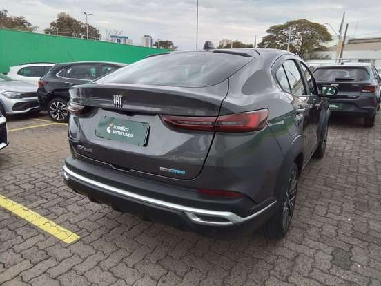 FIAT-FASTBACK-1.0 TURBO 200 HYBRID AUDACE CVT FIAT-FASTBACK-2025