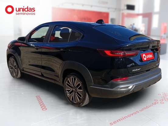 FIAT-FASTBACK-2025
