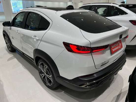 FIAT-FASTBACK-2025