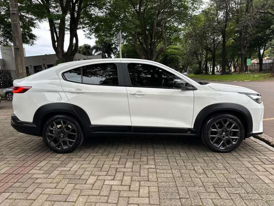 FIAT-FASTBACK-2025