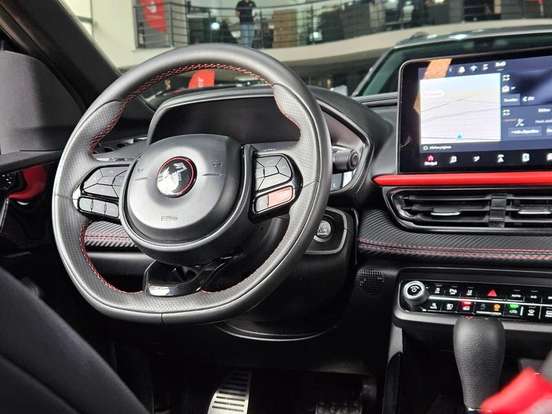FIAT-FASTBACK-1.3 TURBO 270 FLEX ABARTH AT6 FIAT-FASTBACK-2024