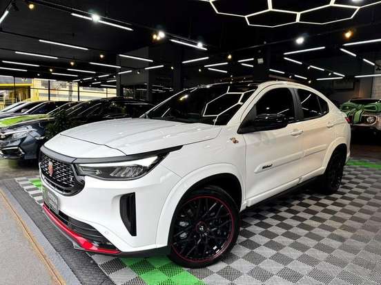 FIAT-FASTBACK-2025