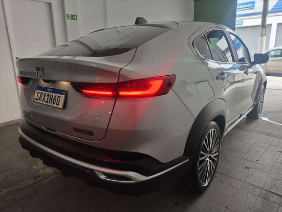 FIAT-FASTBACK-2024