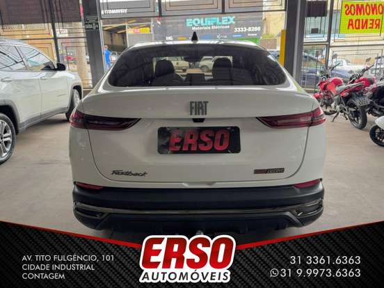 FIAT-FASTBACK-2022