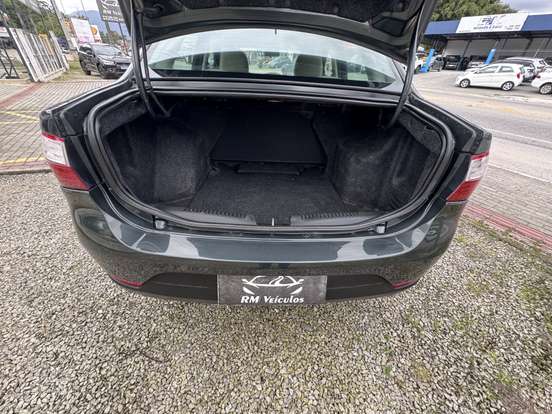 FIAT-GRAND SIENA-2014