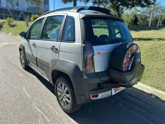 FIAT-IDEA-1.8 MPI ADVENTURE 16V FLEX 4P AUTOMATIZADO FIAT-IDEA-2016