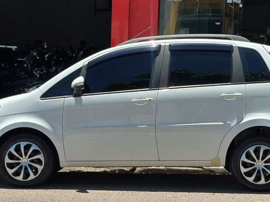 FIAT-IDEA-1.6 MPI ESSENCE 16V FLEX 4P MANUAL FIAT-IDEA-2012