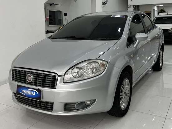 FIAT-LINEA-1.8 ESSENCE 16V FLEX 4P MANUAL FIAT-LINEA-2011