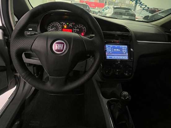 FIAT-LINEA-1.8 ESSENCE 16V FLEX 4P MANUAL FIAT-LINEA-2011