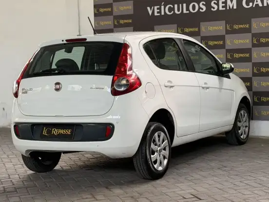 FIAT-PALIO-2016