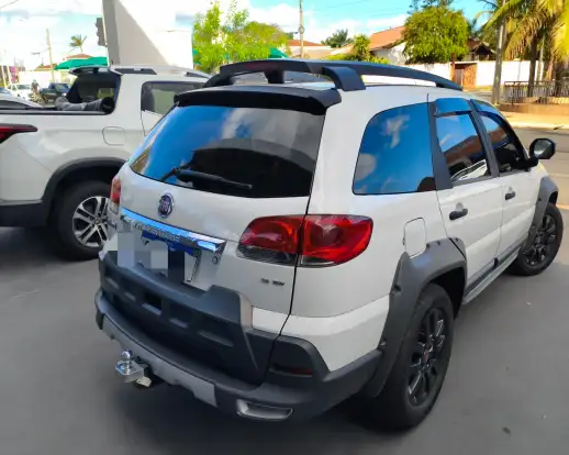 FIAT-PALIO-1.8 MPI ADVENTURE WEEKEND 16V FLEX 4P MANUAL FIAT-PALIO-2015