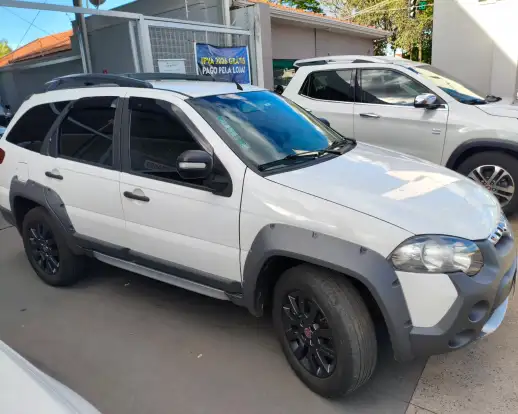 FIAT-PALIO-2015