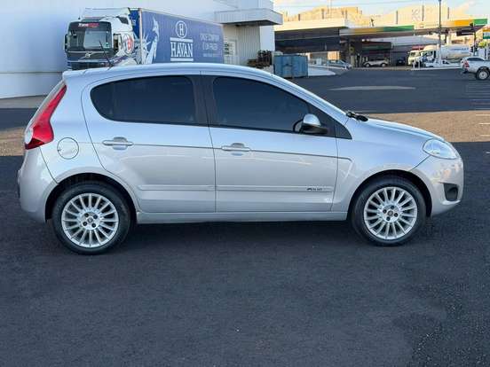 FIAT-PALIO-2014