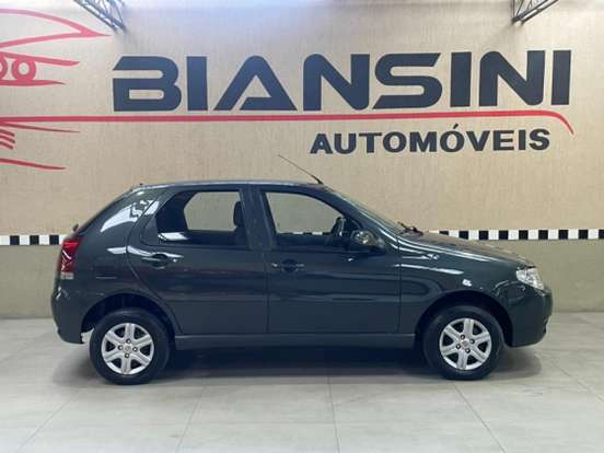 FIAT-PALIO-2015