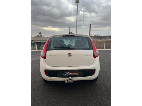 FIAT-PALIO-2015