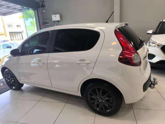 FIAT-PALIO-1.6 MPI ESSENCE 16V FLEX 4P MANUAL FIAT-PALIO-2016