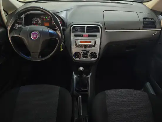 FIAT-PUNTO-2011