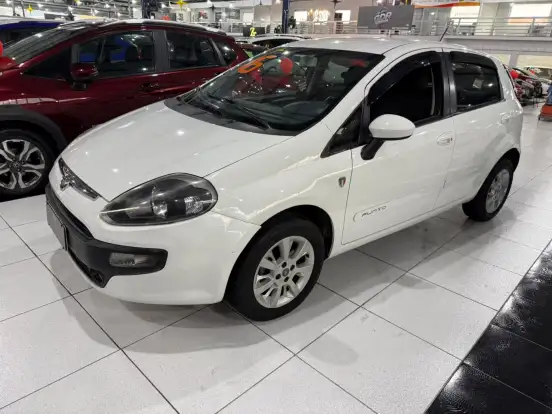 FIAT-PUNTO-2015