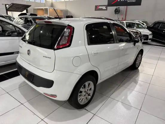 FIAT-PUNTO-1.4 ATTRACTIVE 8V FLEX 4P MANUAL FIAT-PUNTO-2015