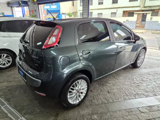 FIAT-PUNTO-2012