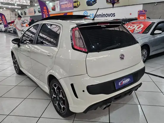 FIAT-PUNTO-1.8 BLACKMOTION 16V FLEX 4P AUTOMATIZADO FIAT-PUNTO-2014