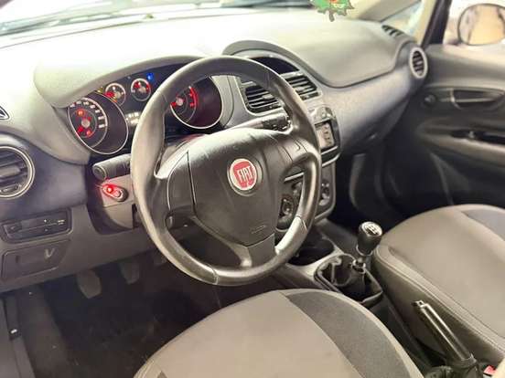 FIAT-PUNTO-2012