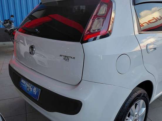FIAT-PUNTO-1.4 ATTRACTIVE 8V FLEX 4P MANUAL FIAT-PUNTO-2014