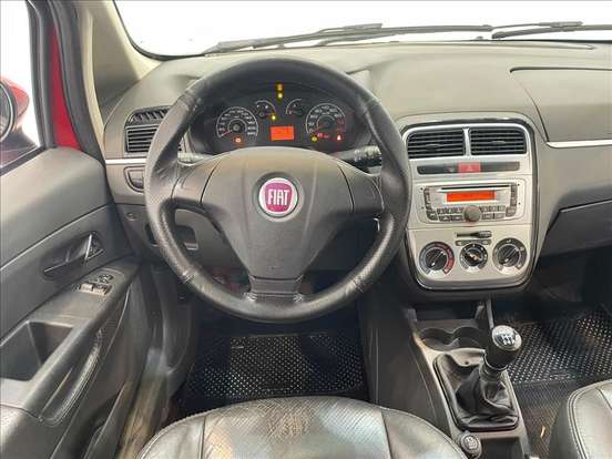 FIAT-PUNTO-1.4 ATTRACTIVE ITALIA 8V FLEX 4P MANUAL FIAT-PUNTO-2011