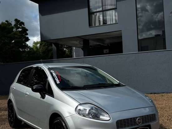 FIAT-PUNTO-1.6 ESSENCE 16V FLEX 4P MANUAL FIAT-PUNTO-2010