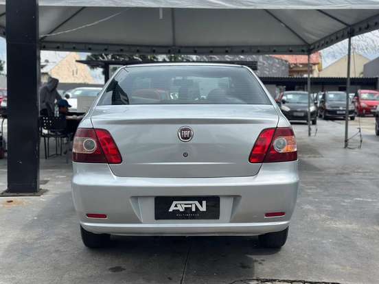 FIAT-SIENA-2010