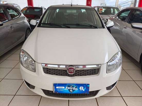 FIAT-SIENA-2015