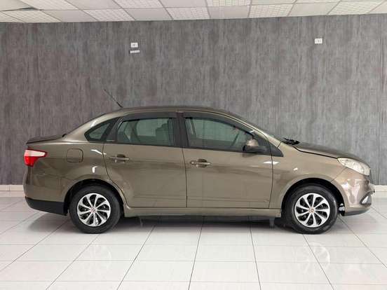 FIAT-SIENA-2014