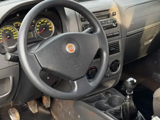 FIAT-STRADA-1.8 MPI ADVENTURE CD 16V FLEX 2P MANUAL FIAT-STRADA-2012