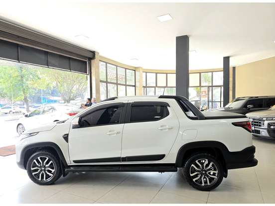 FIAT-STRADA-2024