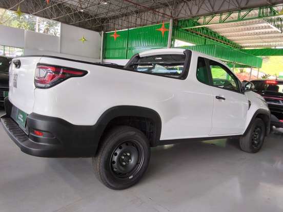 FIAT-STRADA-2024