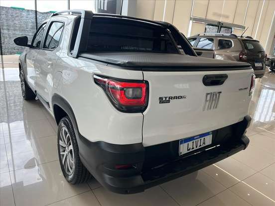 FIAT-STRADA-2023