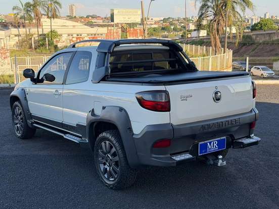 FIAT-STRADA-2016