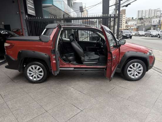FIAT-STRADA-2013