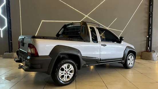 FIAT-STRADA-2011