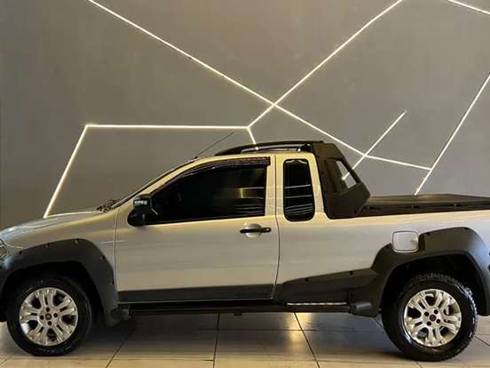 FIAT-STRADA-1.8 MPI ADVENTURE CE 8V FLEX 2P MANUAL FIAT-STRADA-2011