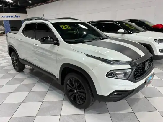 FIAT-TORO-2023