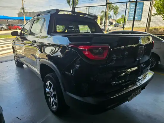 FIAT-TORO-1.8 16V EVO FLEX FREEDOM AT6 FIAT-TORO-2018
