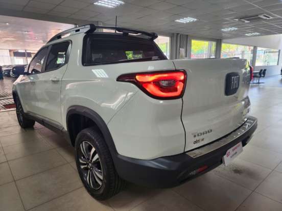 FIAT-TORO-2024