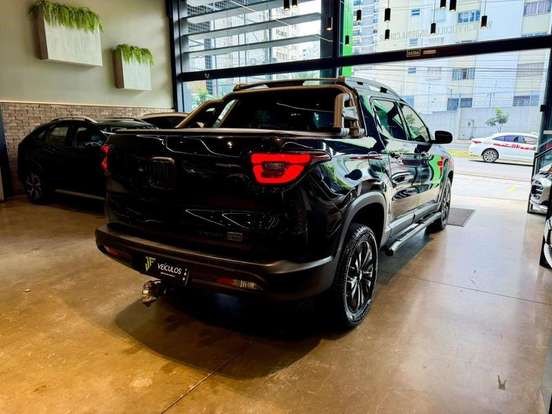 FIAT-TORO-1.3 TURBO 270 FLEX VOLCANO AT6 FIAT-TORO-2023