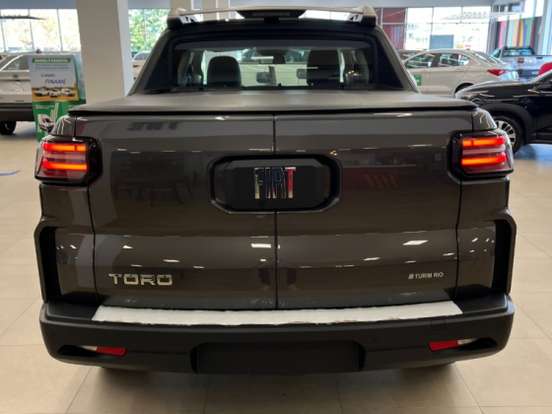 FIAT-TORO-1.3 TURBO 270 HYBRID VOLCANO AT6 FIAT-TORO-2026