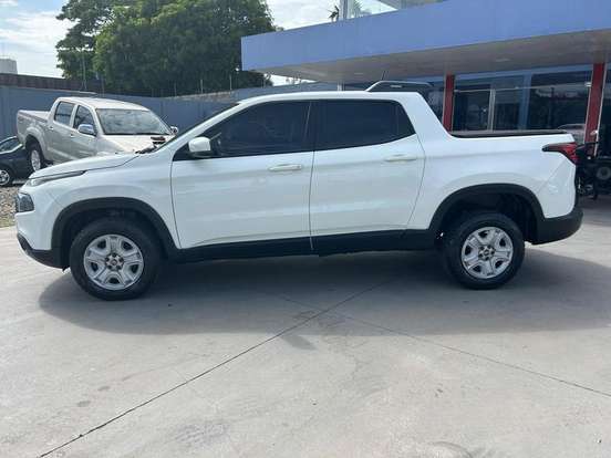 FIAT-TORO-2017