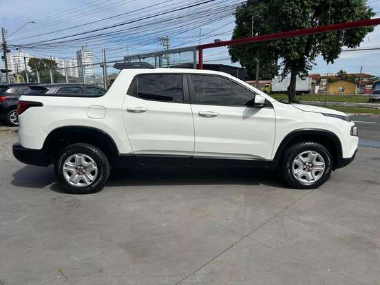 FIAT-TORO-1.8 16V EVO FLEX FREEDOM AT6 FIAT-TORO-2017